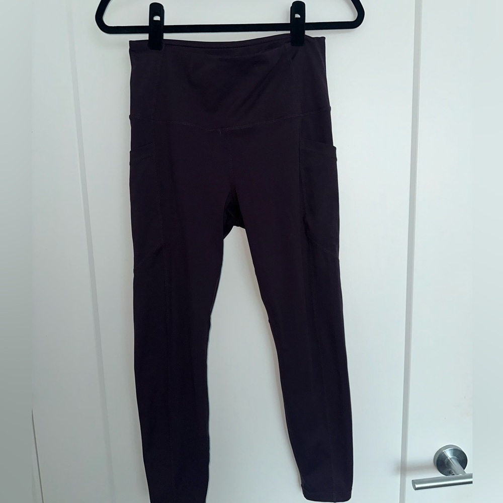 Purple gym tights with pockets